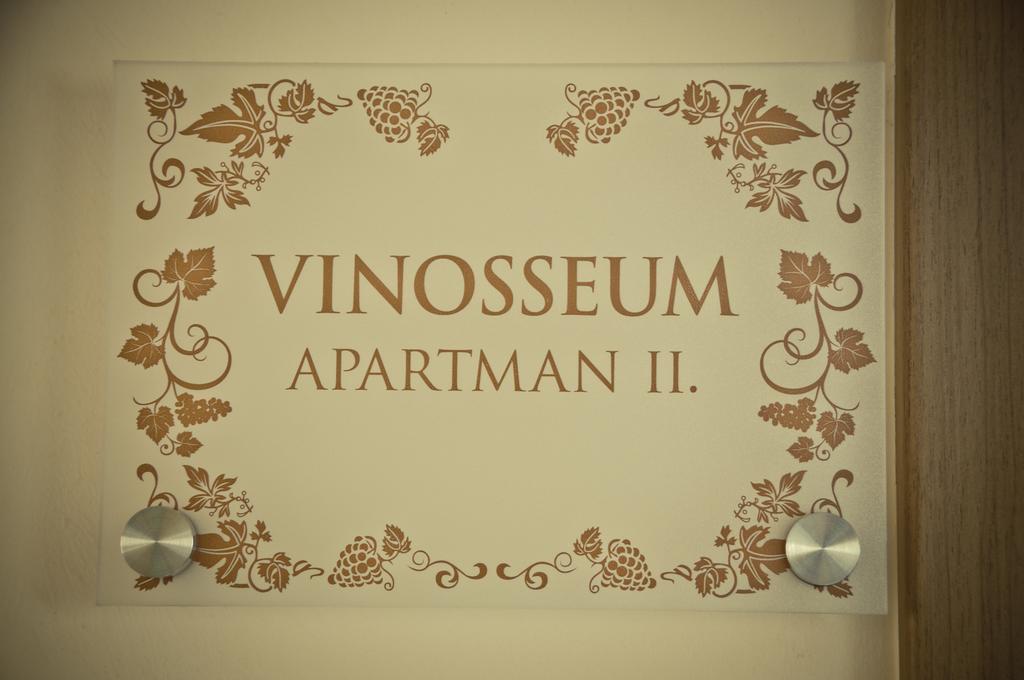 Vinosseum Bor- Es Apartmanhaz Ödenburg Exterior foto